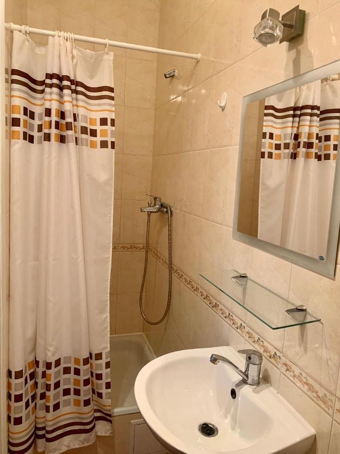Комфортабельный Коттедж Bed and Breakfast Svityaz' Esterno foto